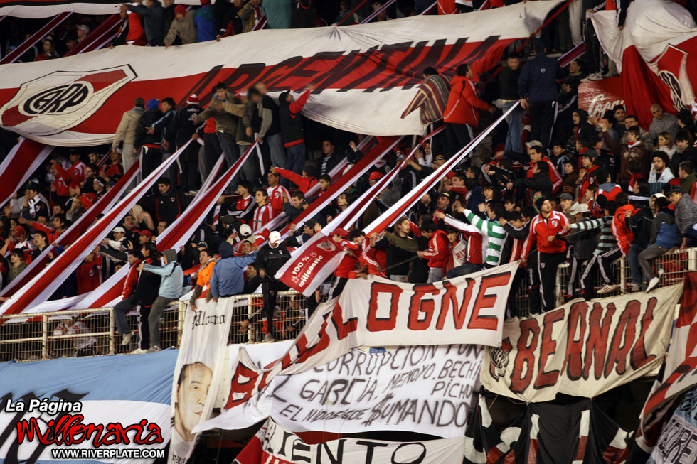River Plate vs Estudiantes (CL 2009) 18